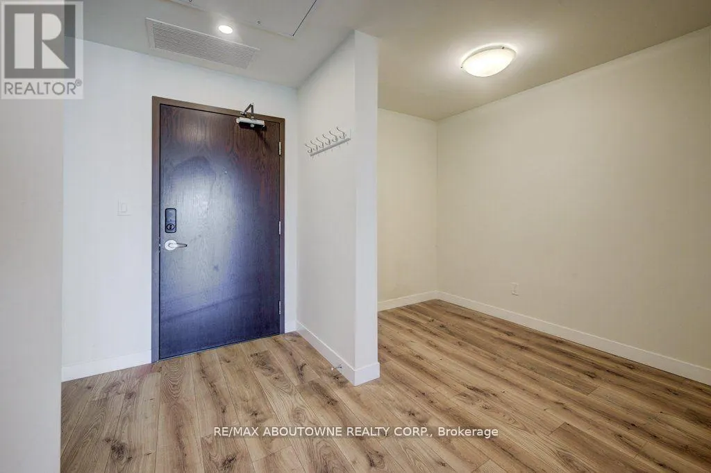 903 - 60 FREDERICK STREET