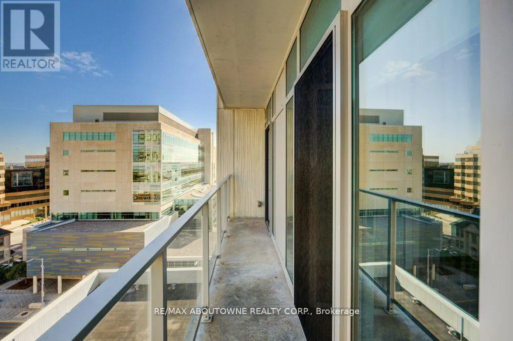 903 - 60 FREDERICK STREET