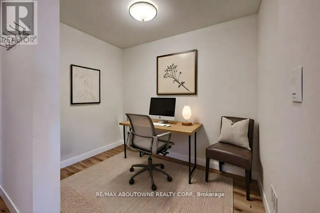 903 - 60 FREDERICK STREET