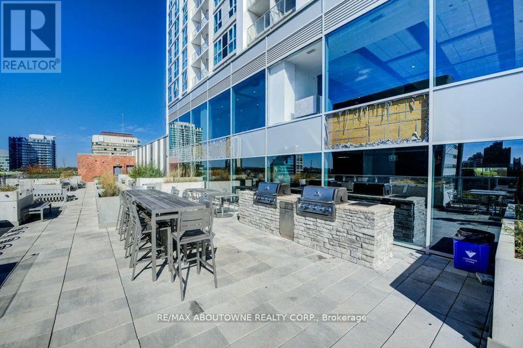 903 - 60 FREDERICK STREET