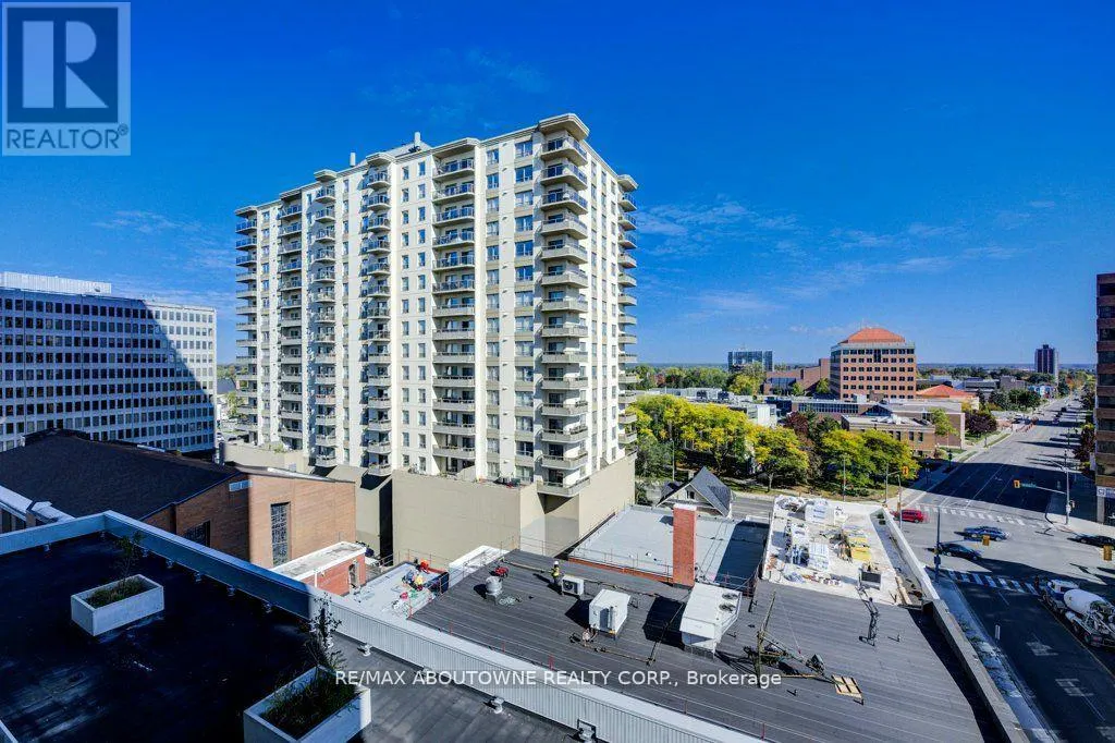 903 - 60 FREDERICK STREET