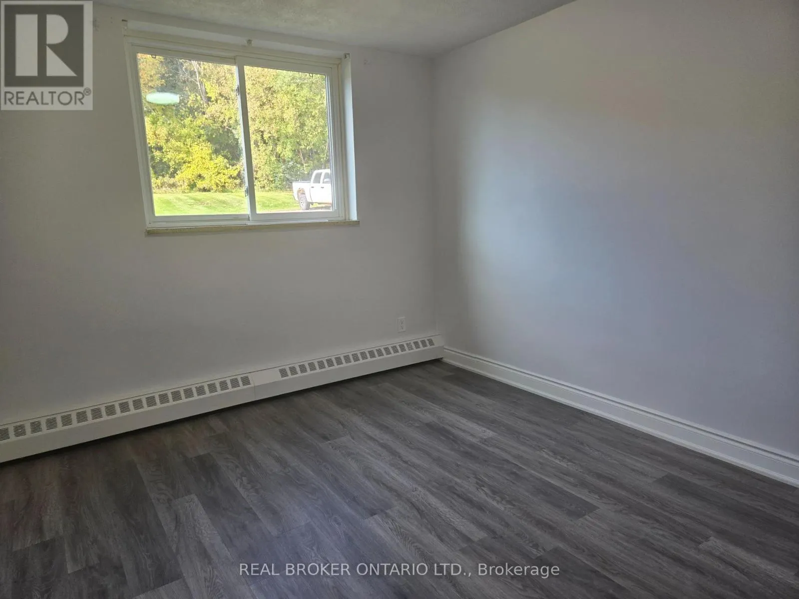 APT # 102 - 11 WELLINGTON RD 124