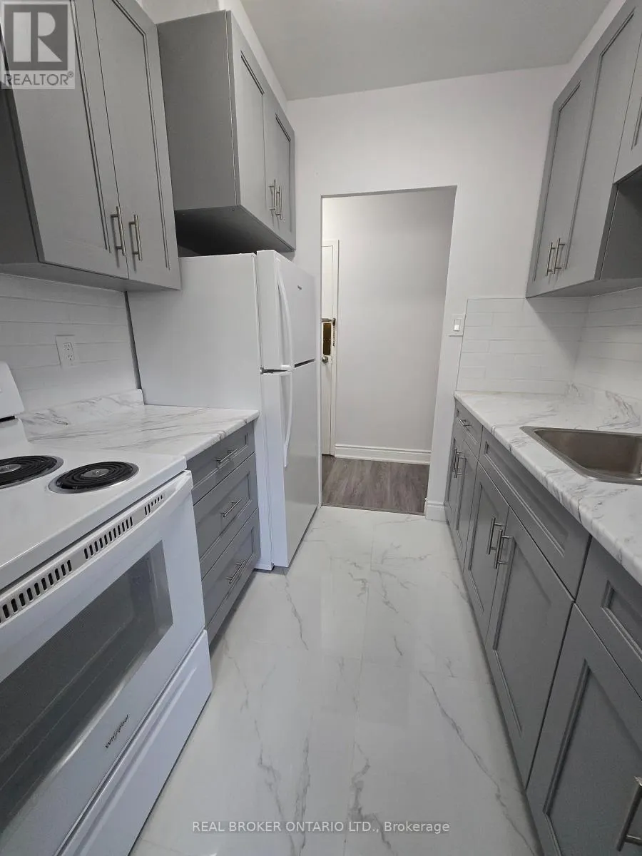 APT # 102 - 11 WELLINGTON RD 124