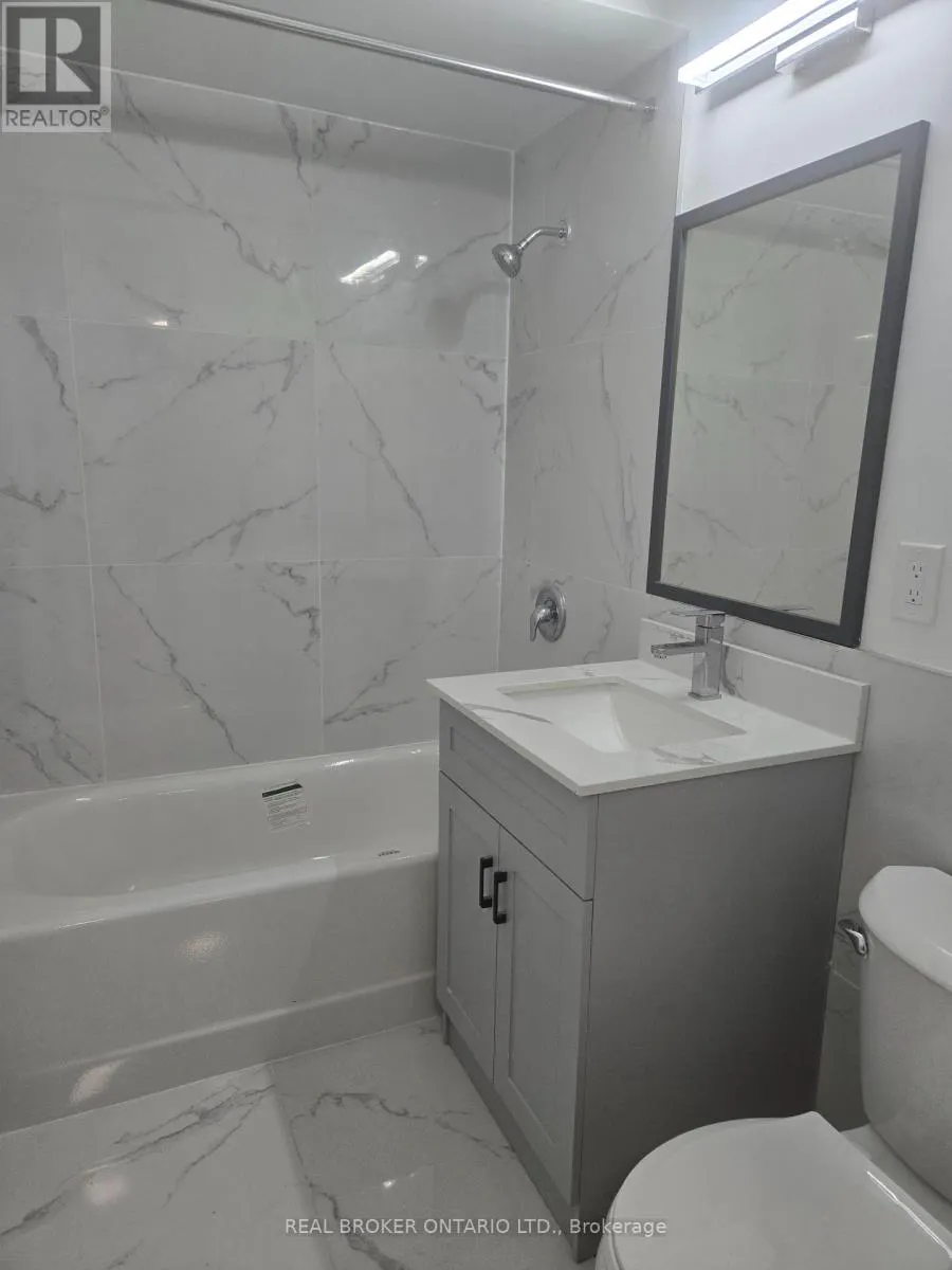 APT # 102 - 11 WELLINGTON RD 124