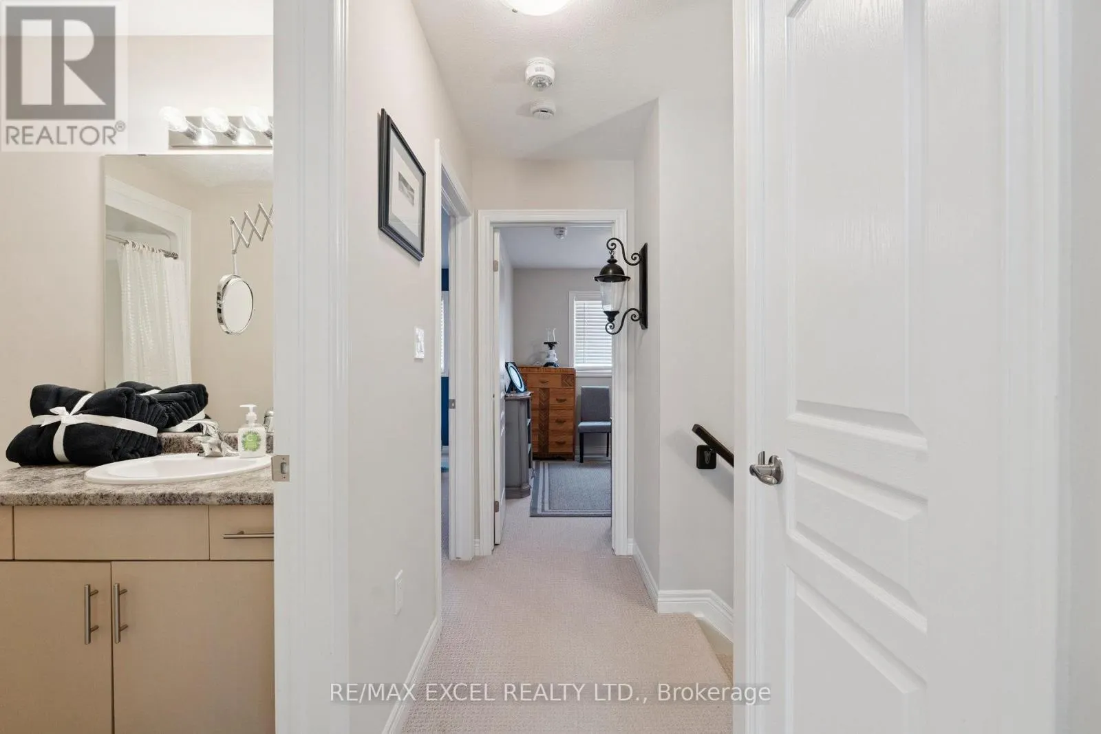 6401 SHAPTON CRESCENT