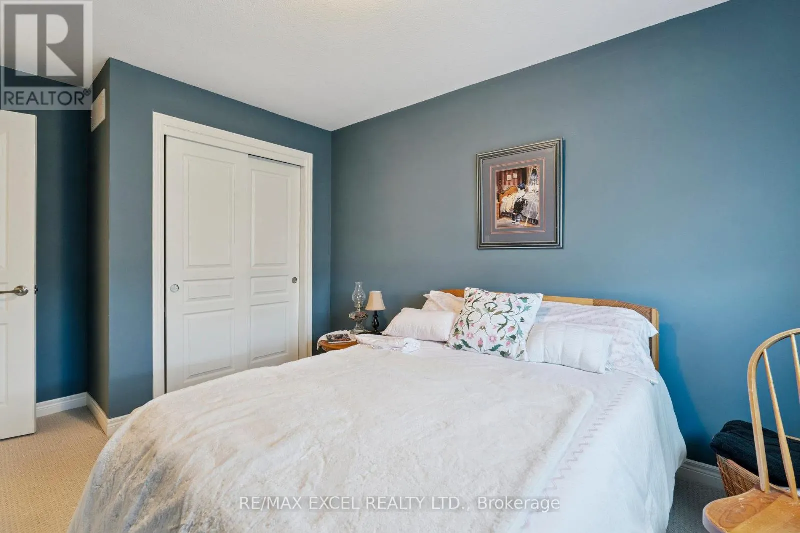 6401 SHAPTON CRESCENT