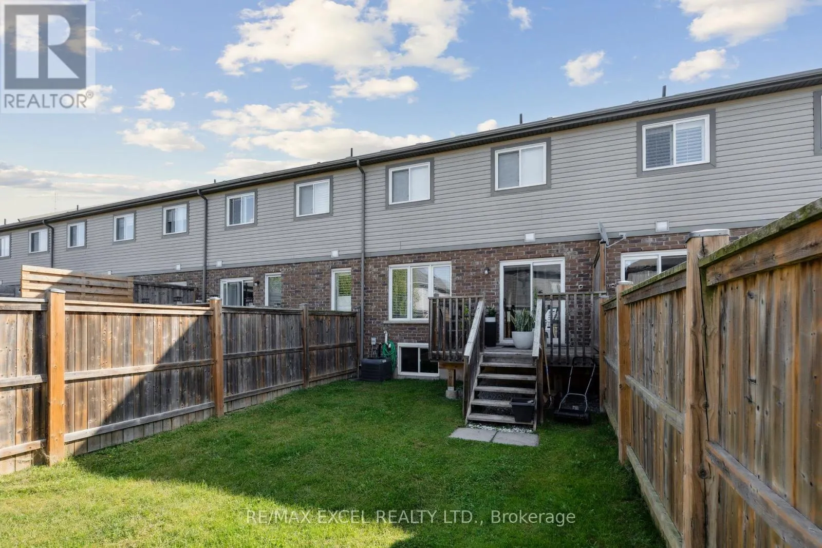 6401 SHAPTON CRESCENT