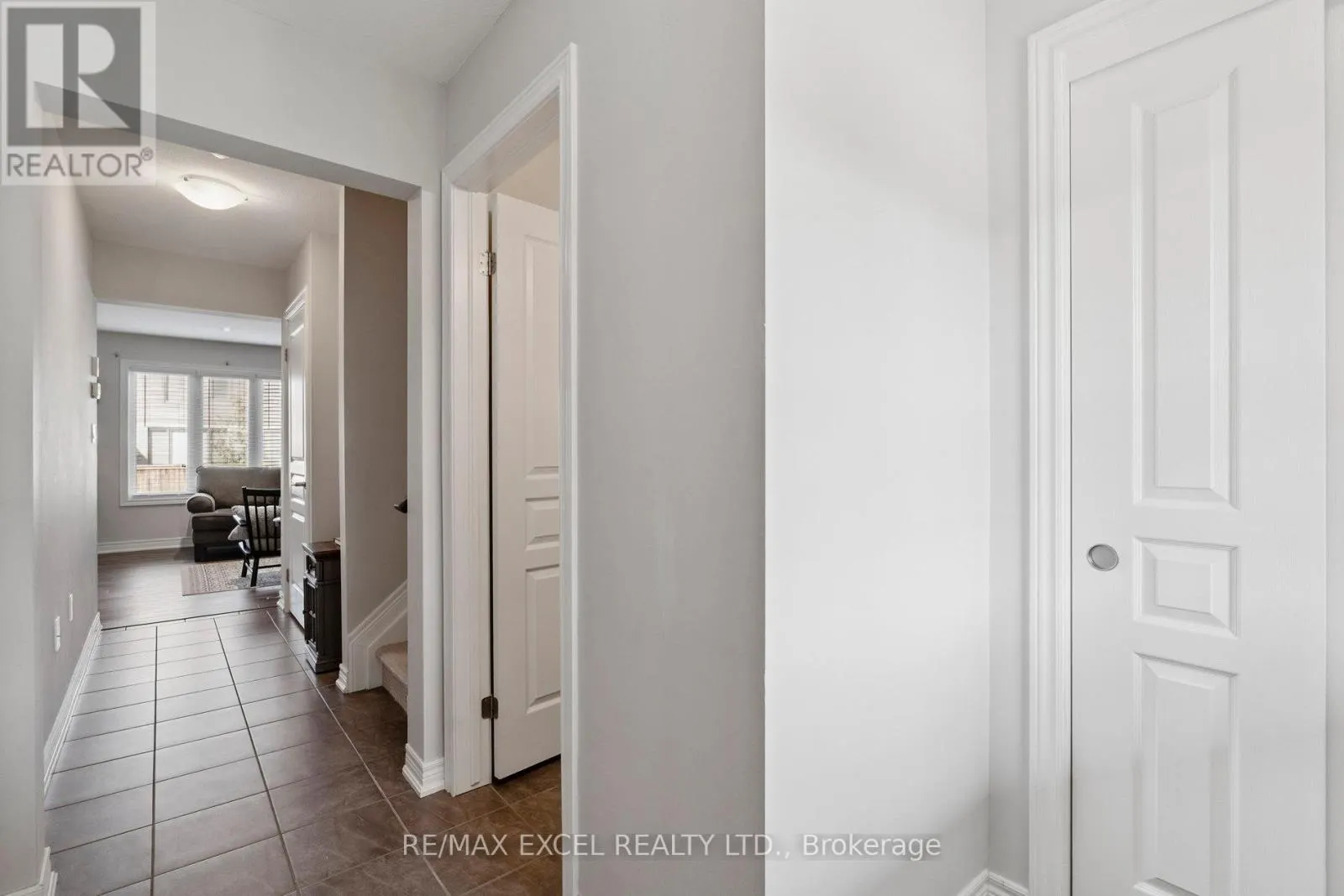 6401 SHAPTON CRESCENT