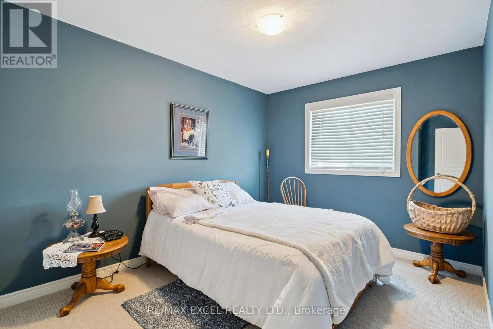 6401 SHAPTON CRESCENT