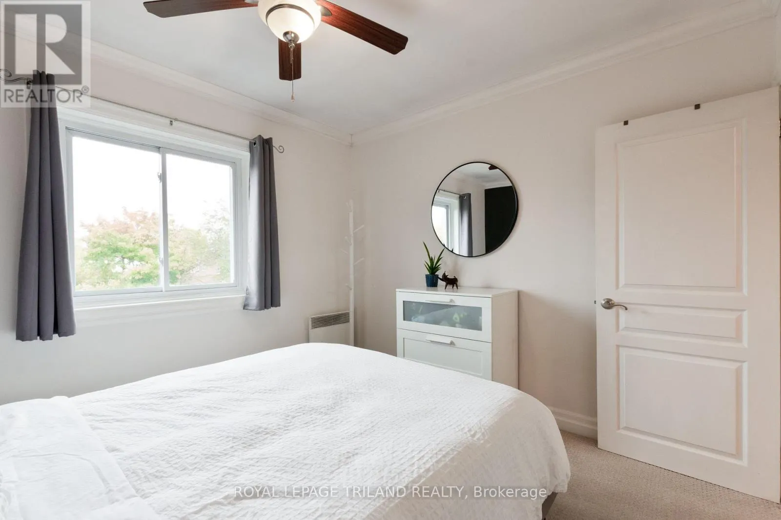 404 - 570 WILLIAM STREET, #404