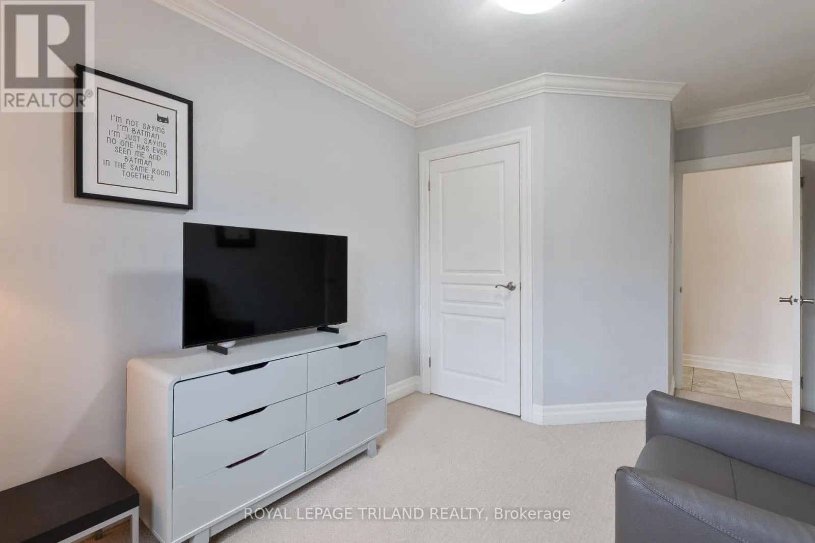 404 - 570 WILLIAM STREET, #404