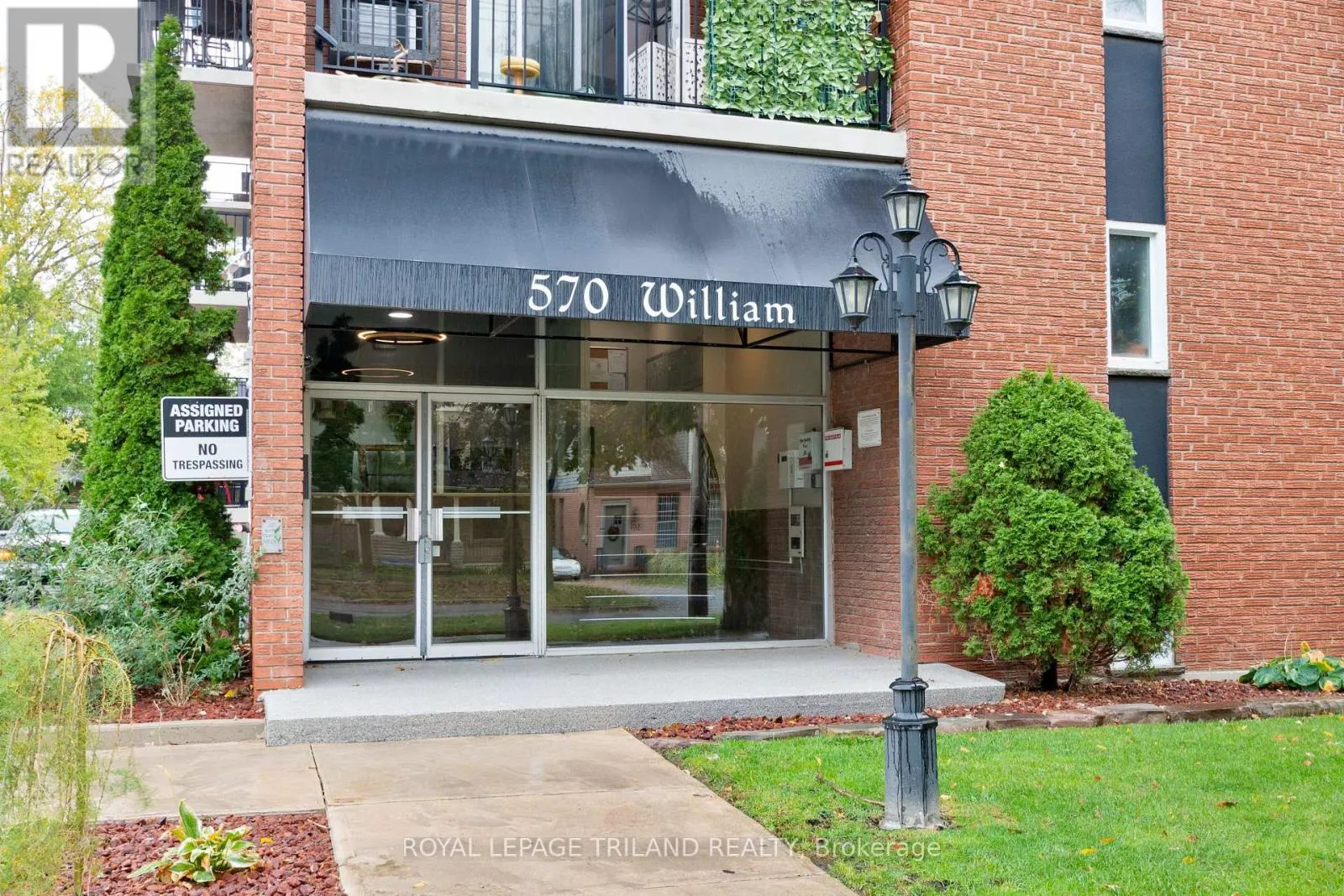 404 - 570 WILLIAM STREET, #404
