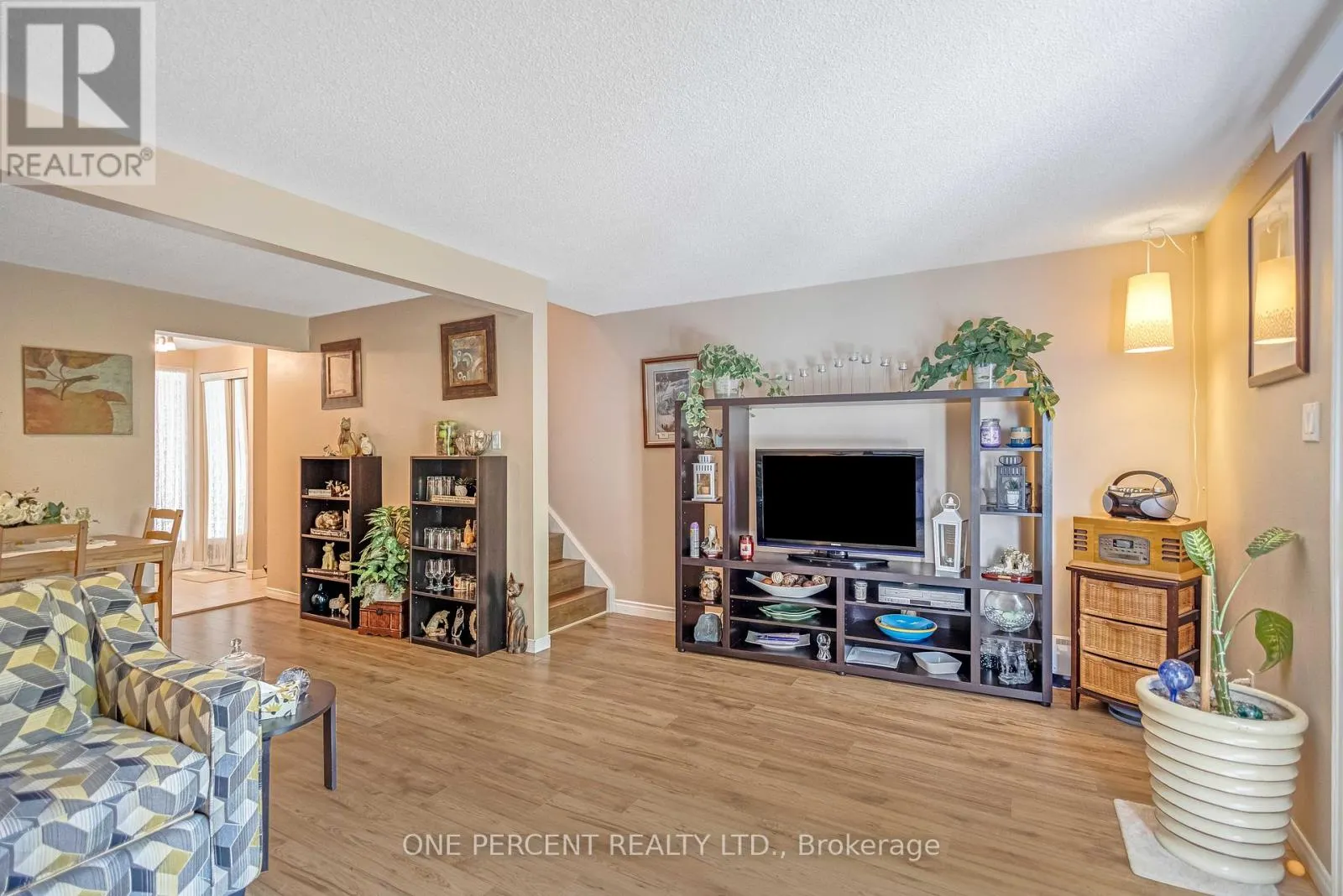 40 - 215 GLAMIS ROAD