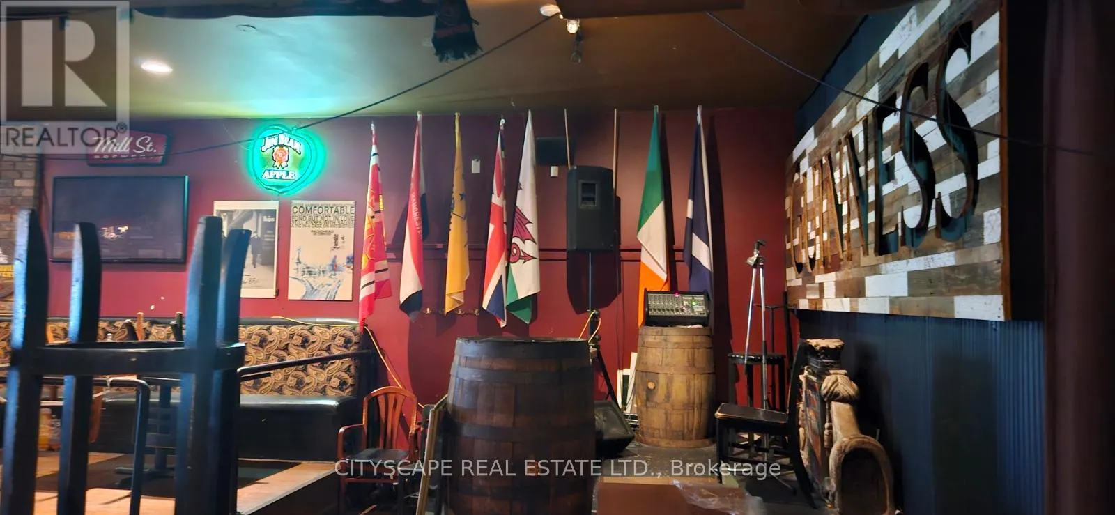 546 OUELLETTE AVENUE W