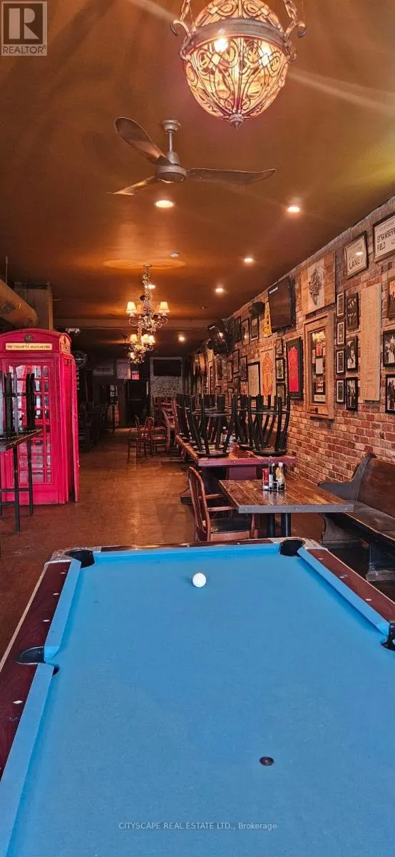 546 OUELLETTE AVENUE W