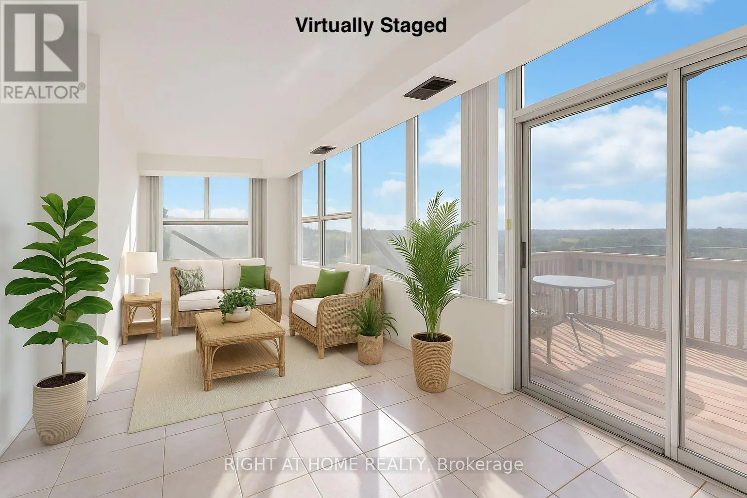 204 - 7 GALE CRESCENT