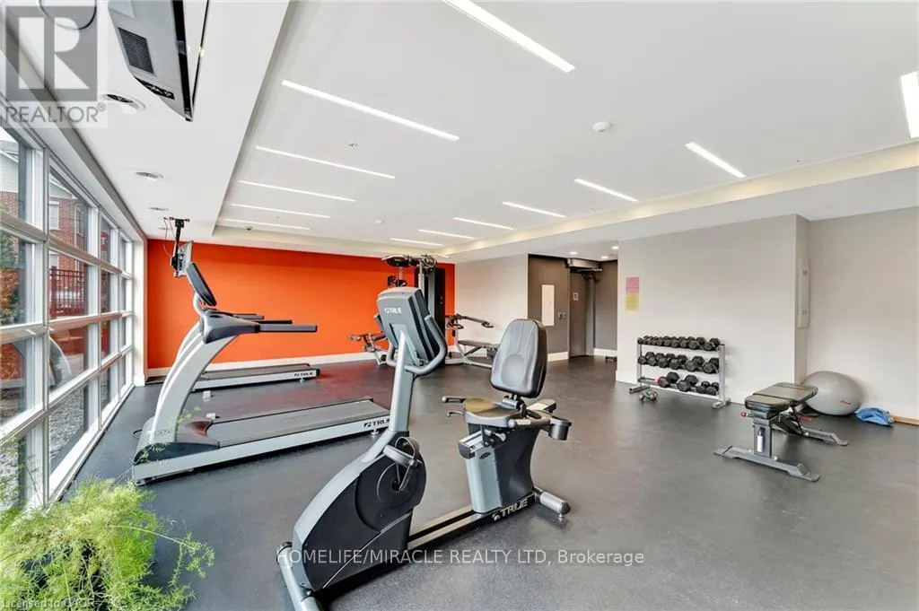 107 - 15 PRINCE ALBERT BOULEVARD