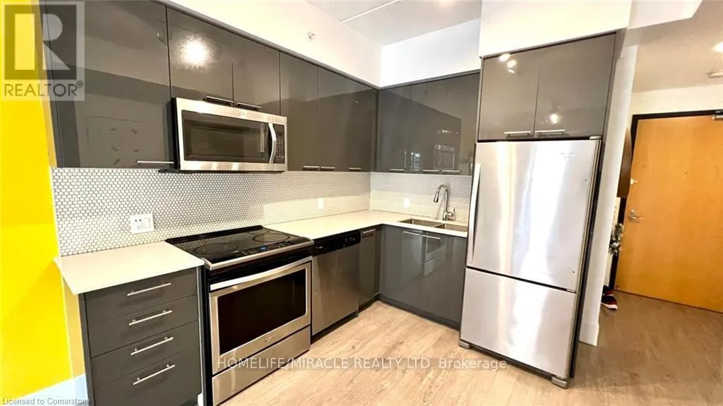 107 - 15 PRINCE ALBERT BOULEVARD