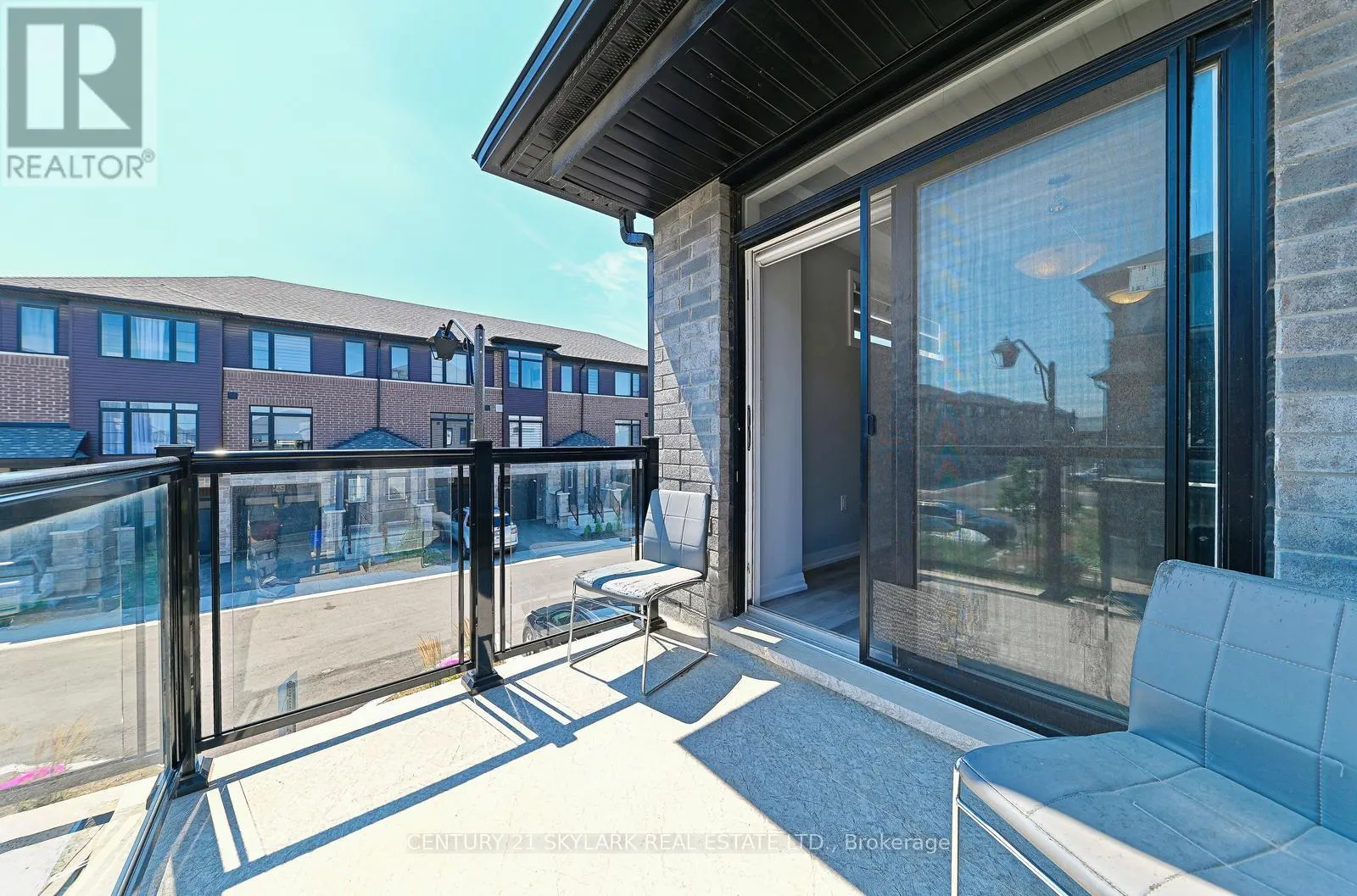 105 - 461 BLACKBURN DRIVE