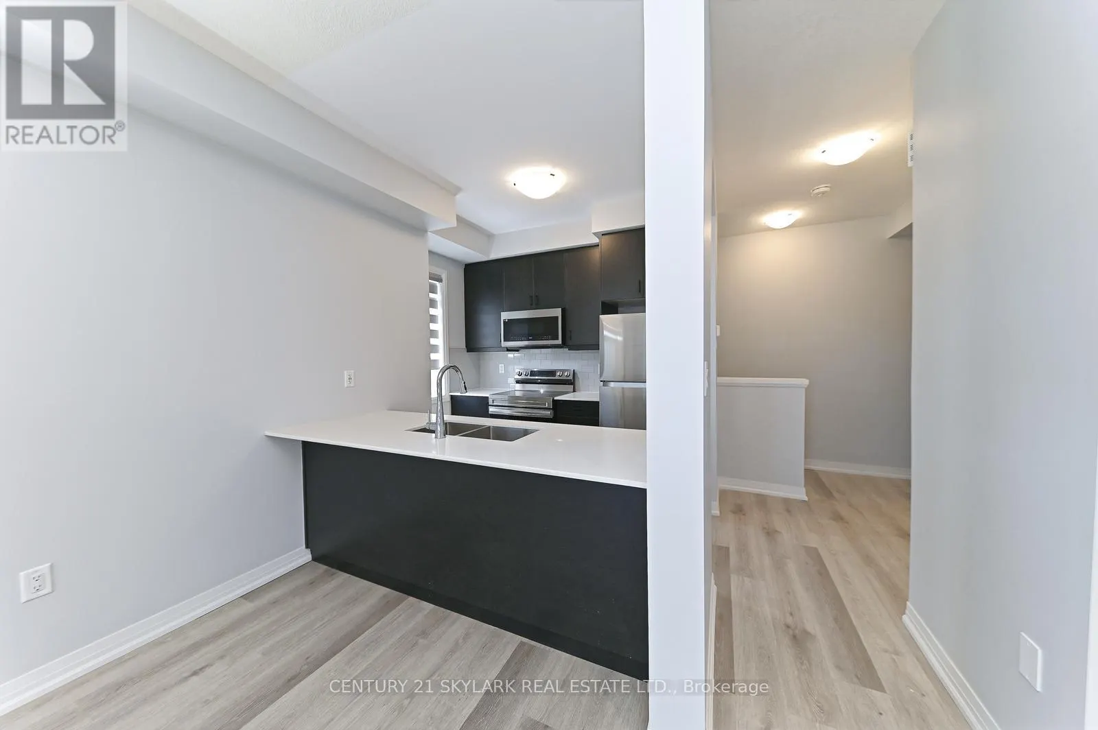 105 - 461 BLACKBURN DRIVE