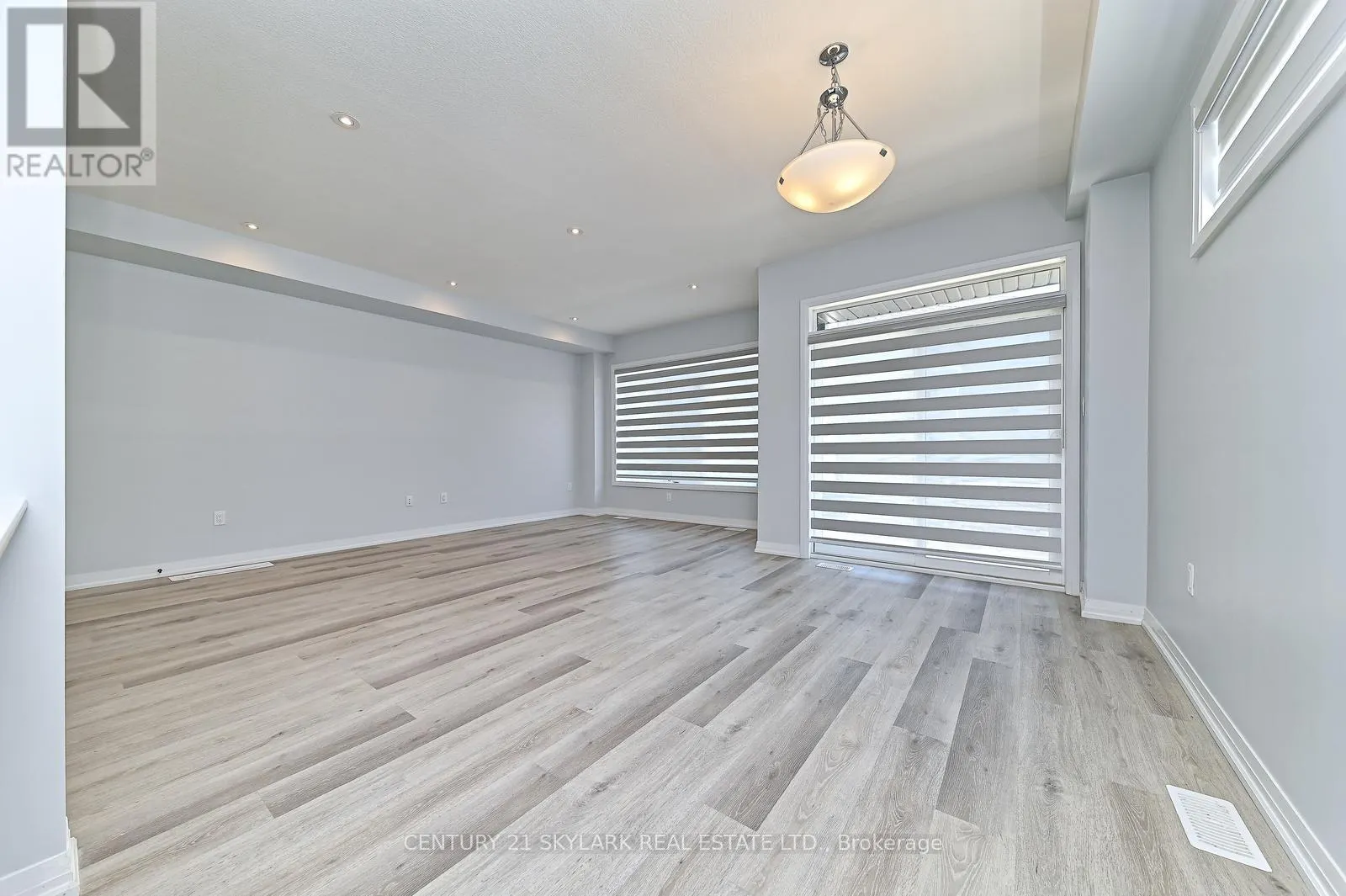 105 - 461 BLACKBURN DRIVE