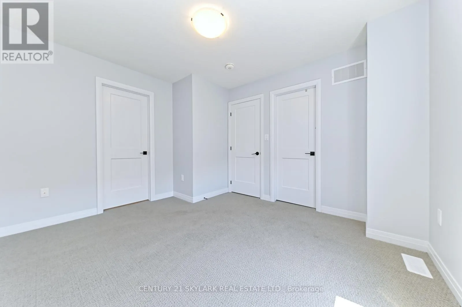 105 - 461 BLACKBURN DRIVE