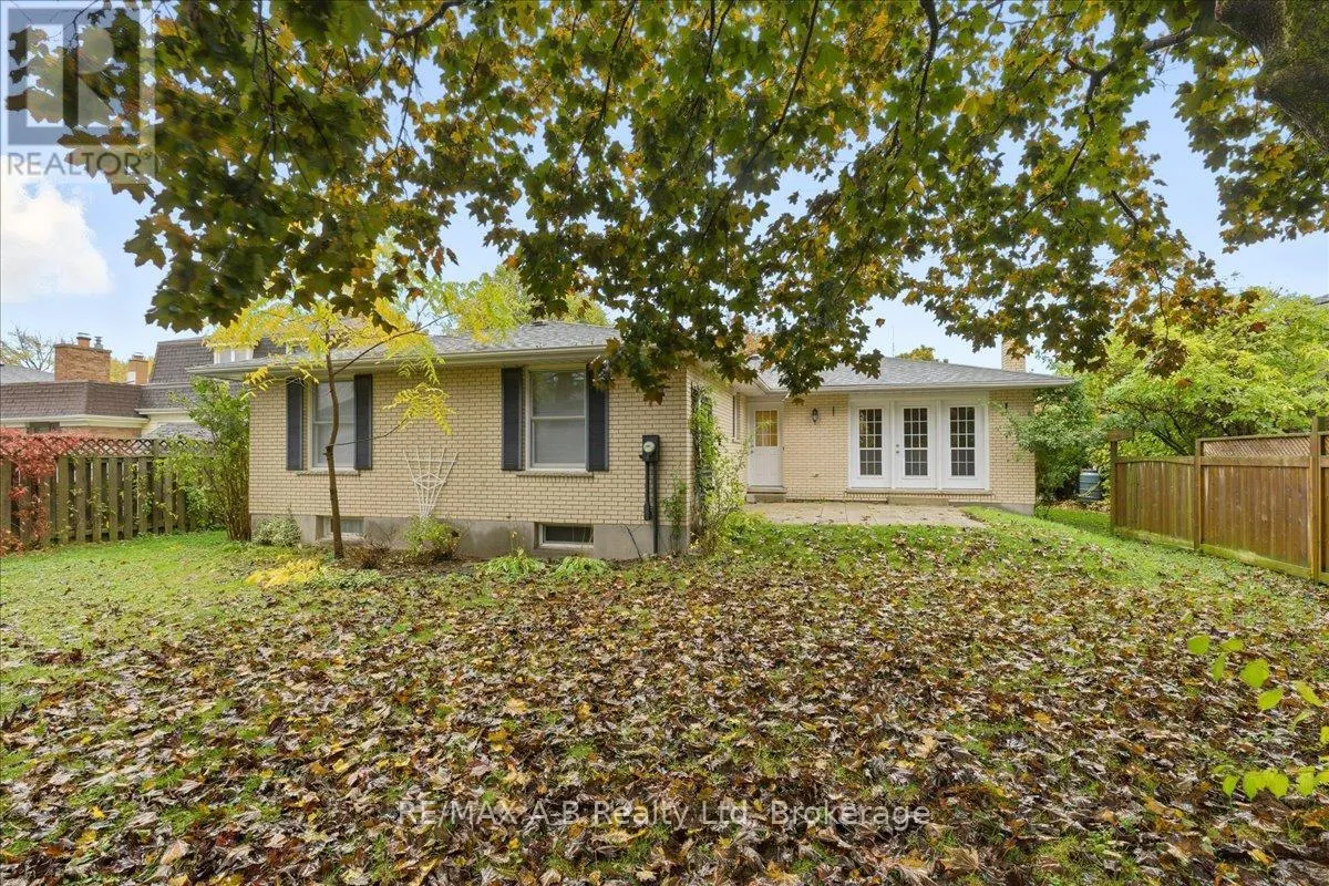 86 WINDEMERE CRESCENT