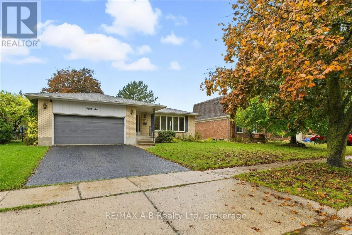 86 WINDEMERE CRESCENT