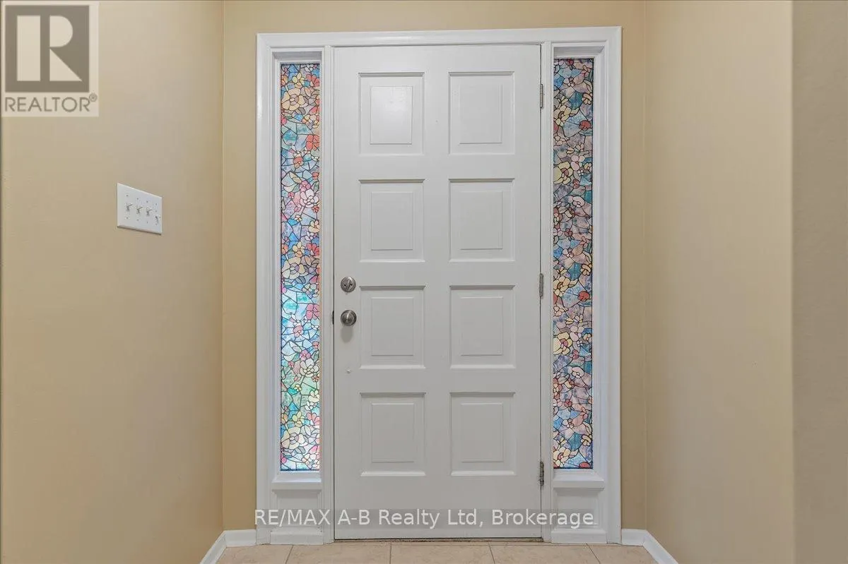 86 WINDEMERE CRESCENT