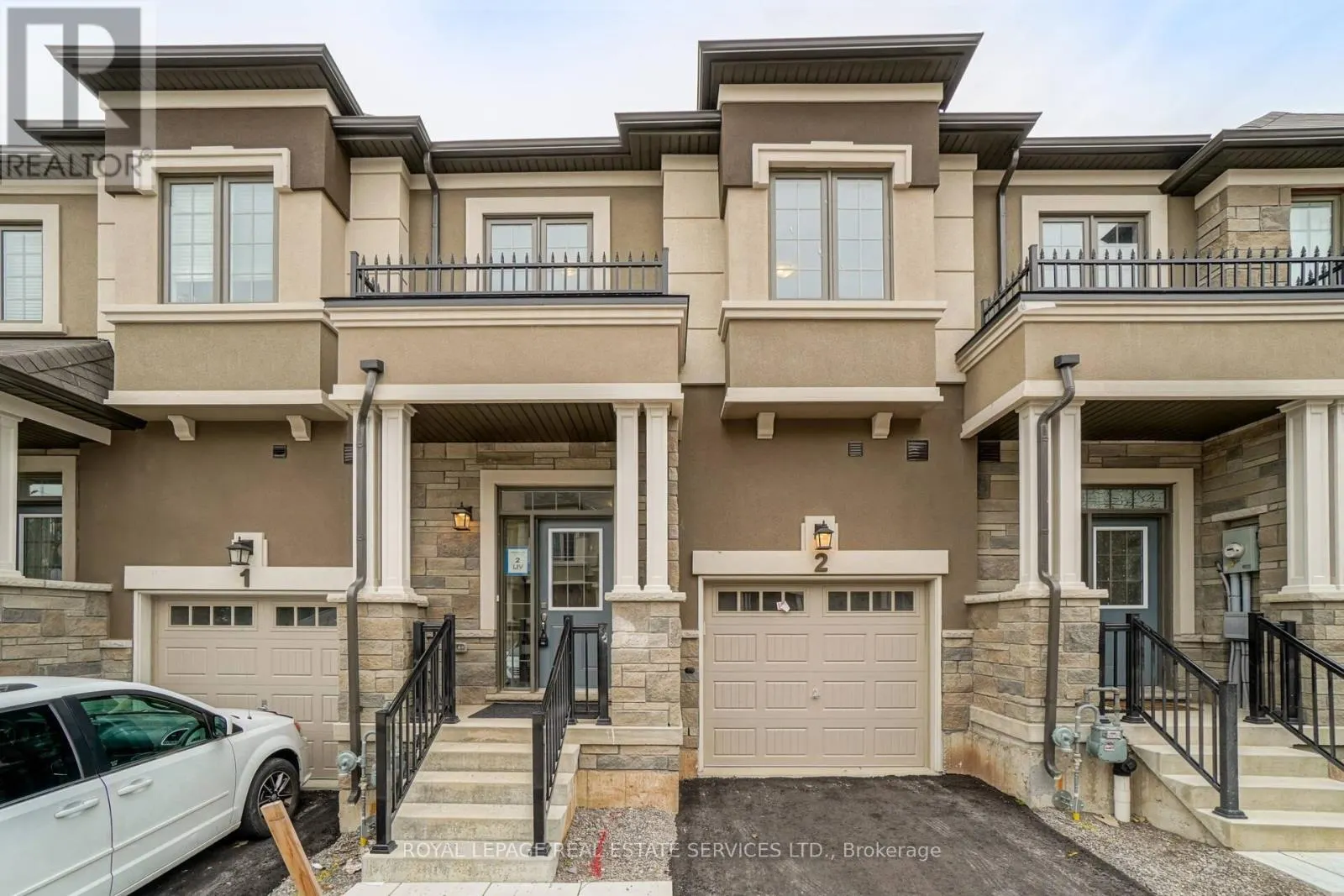 2 - 515 GARNER ROAD W