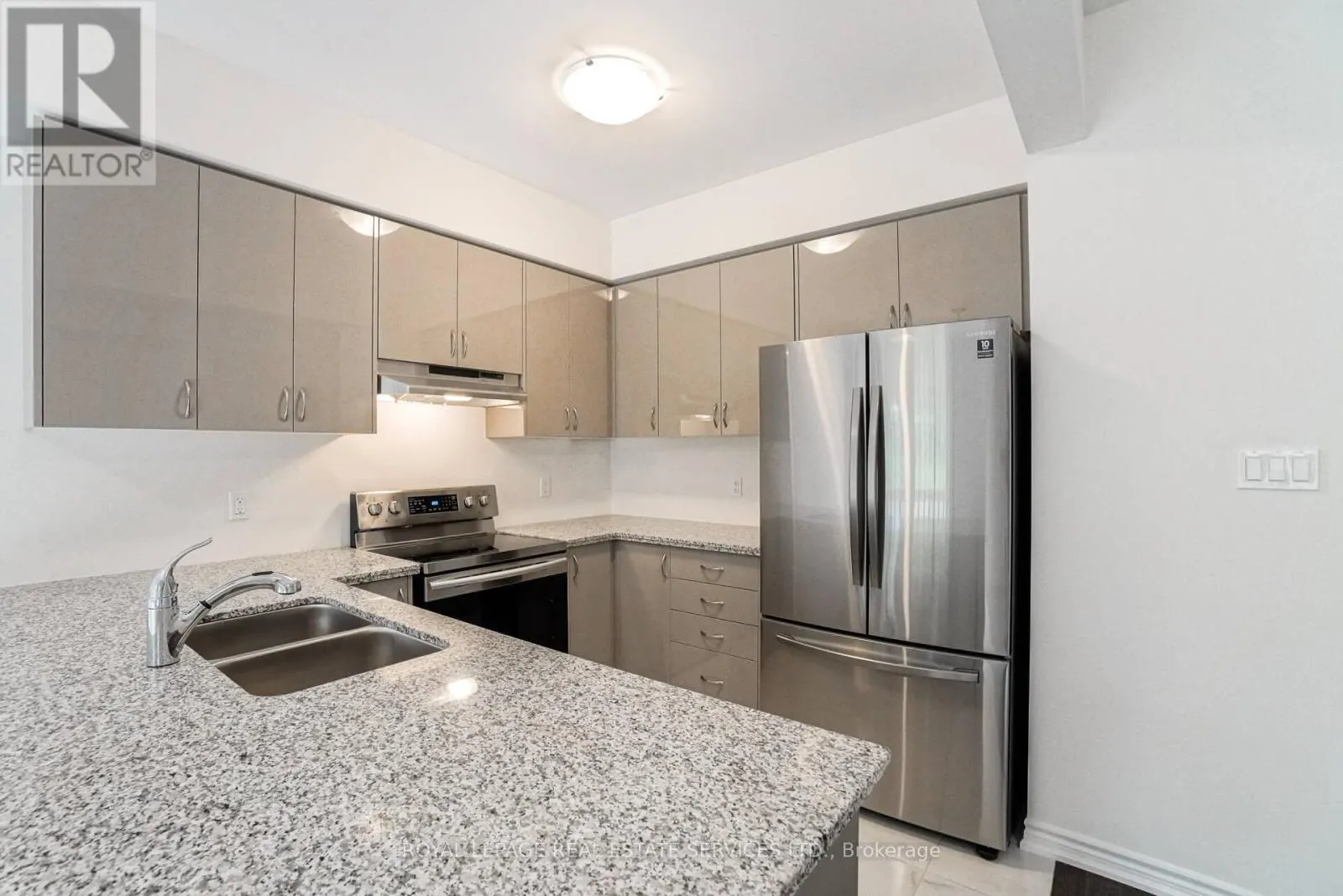 2 - 515 GARNER ROAD W