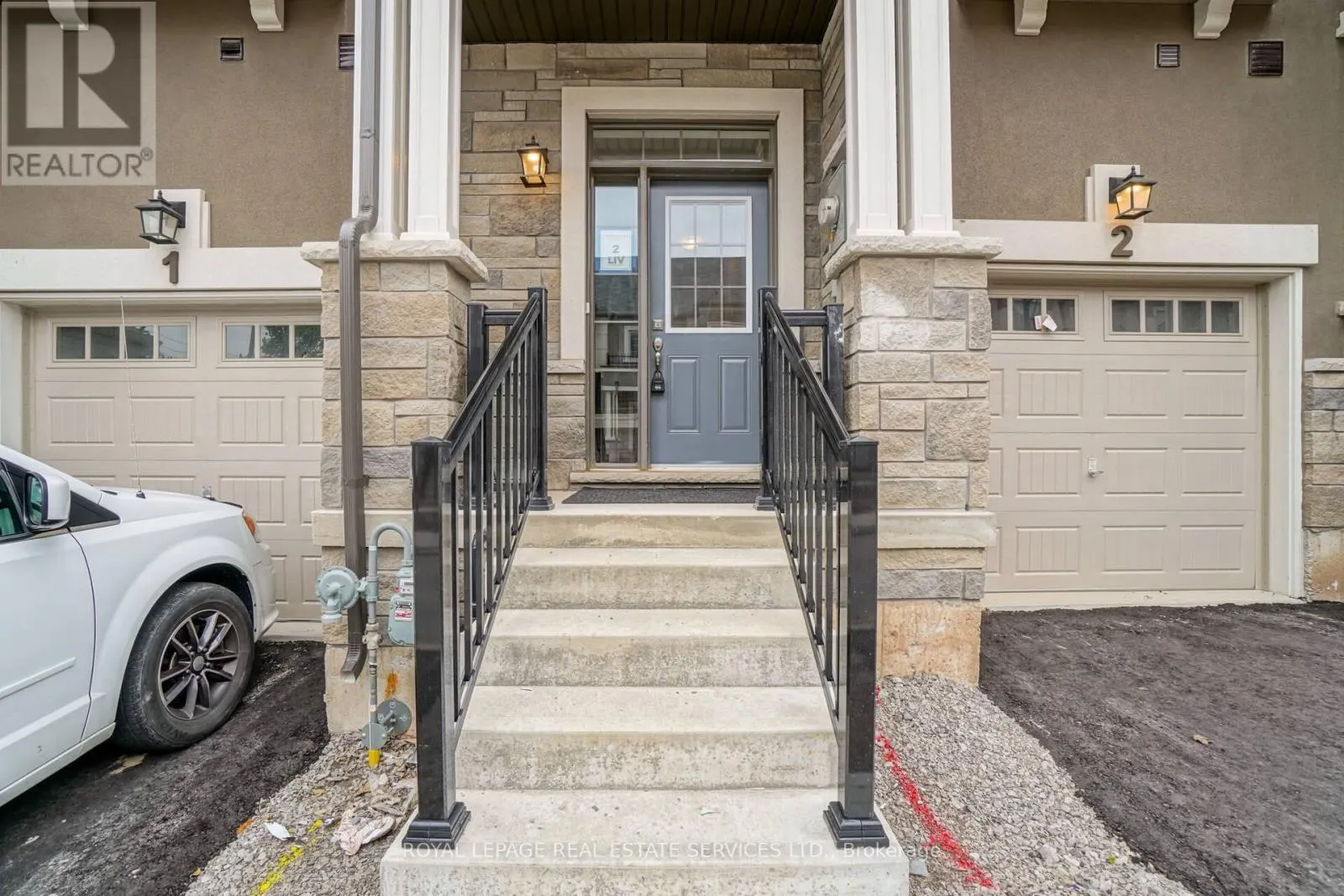 2 - 515 GARNER ROAD W