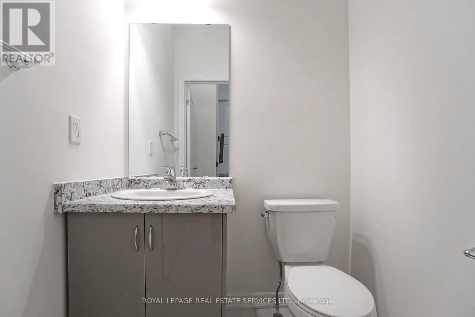 2 - 515 GARNER ROAD W