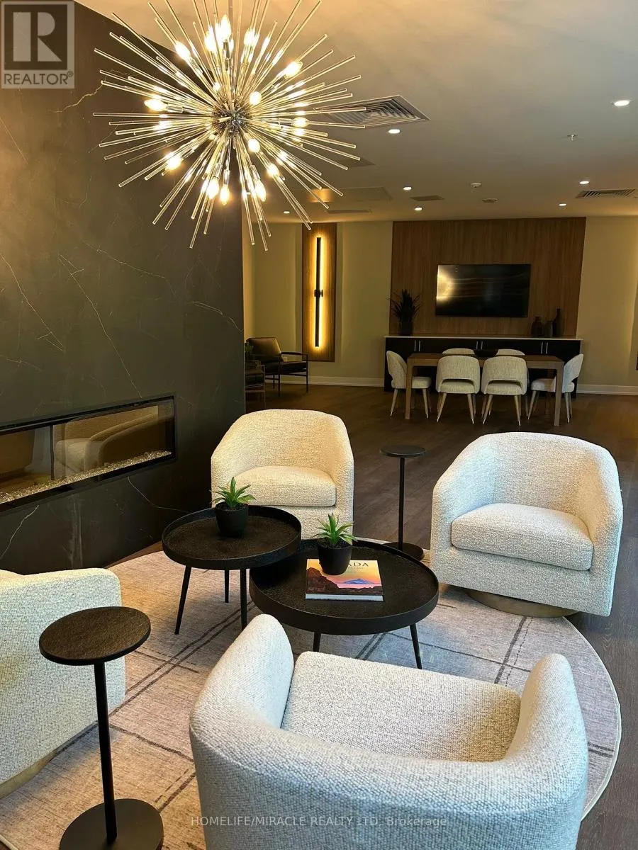 221 - 1100 LACKNER PLACE