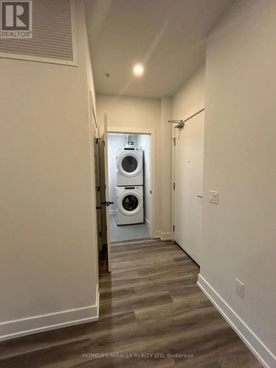 221 - 1100 LACKNER PLACE