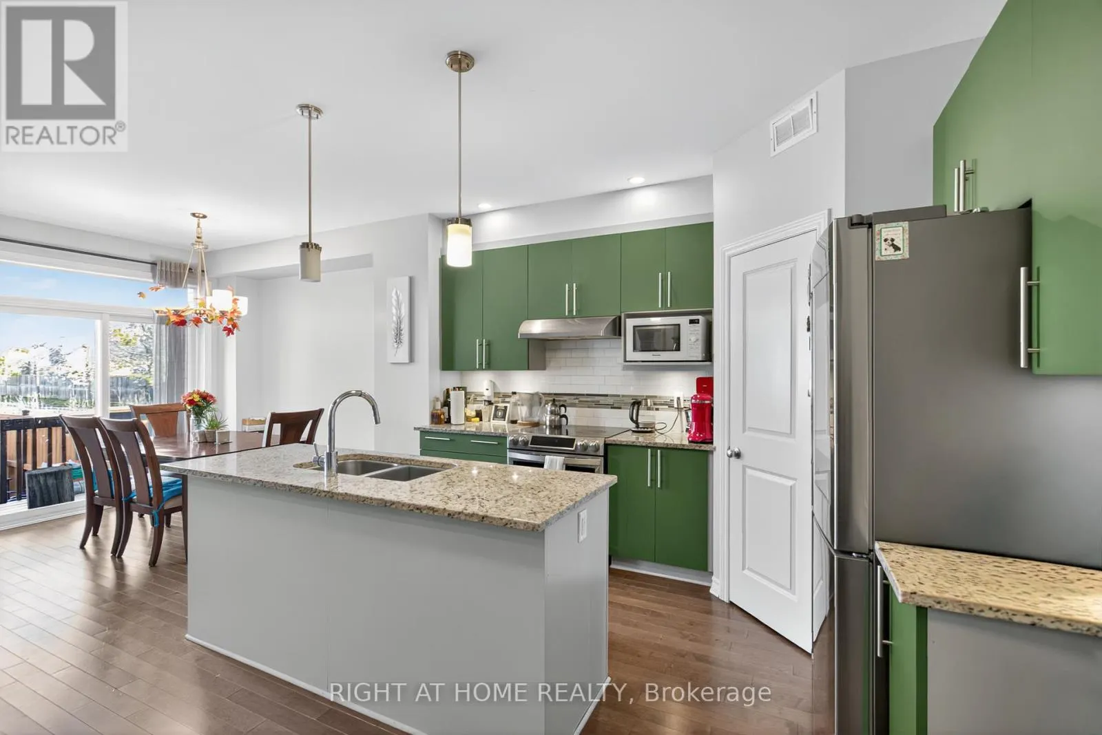 772 CEDAR CREEK DRIVE