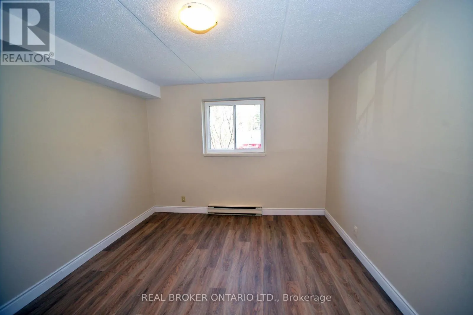 APT 5 - 15 WELLINGTON RD 124