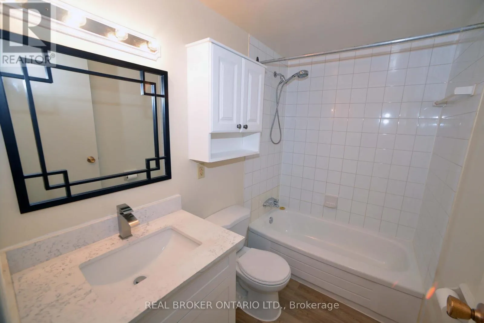 APT 5 - 15 WELLINGTON RD 124