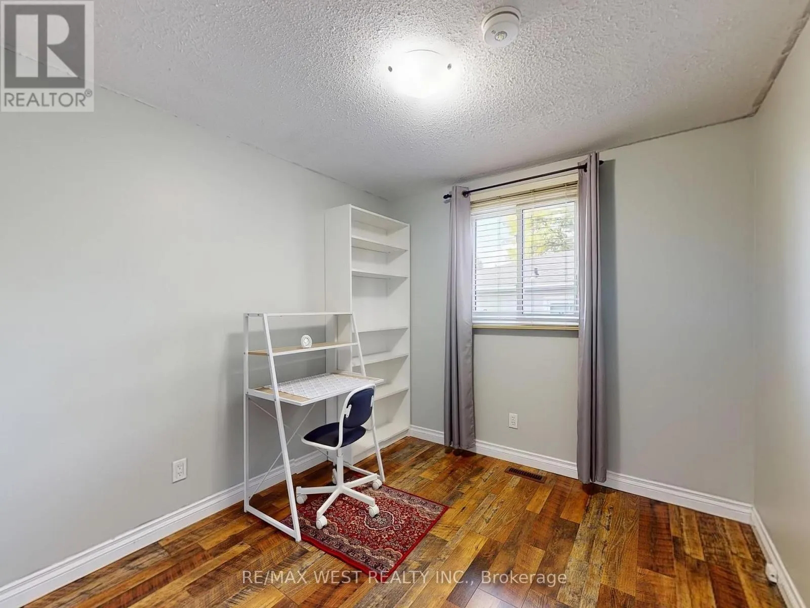 187 BROKEN OAK CRESCENT