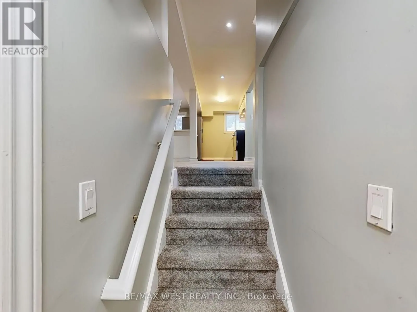 187 BROKEN OAK CRESCENT