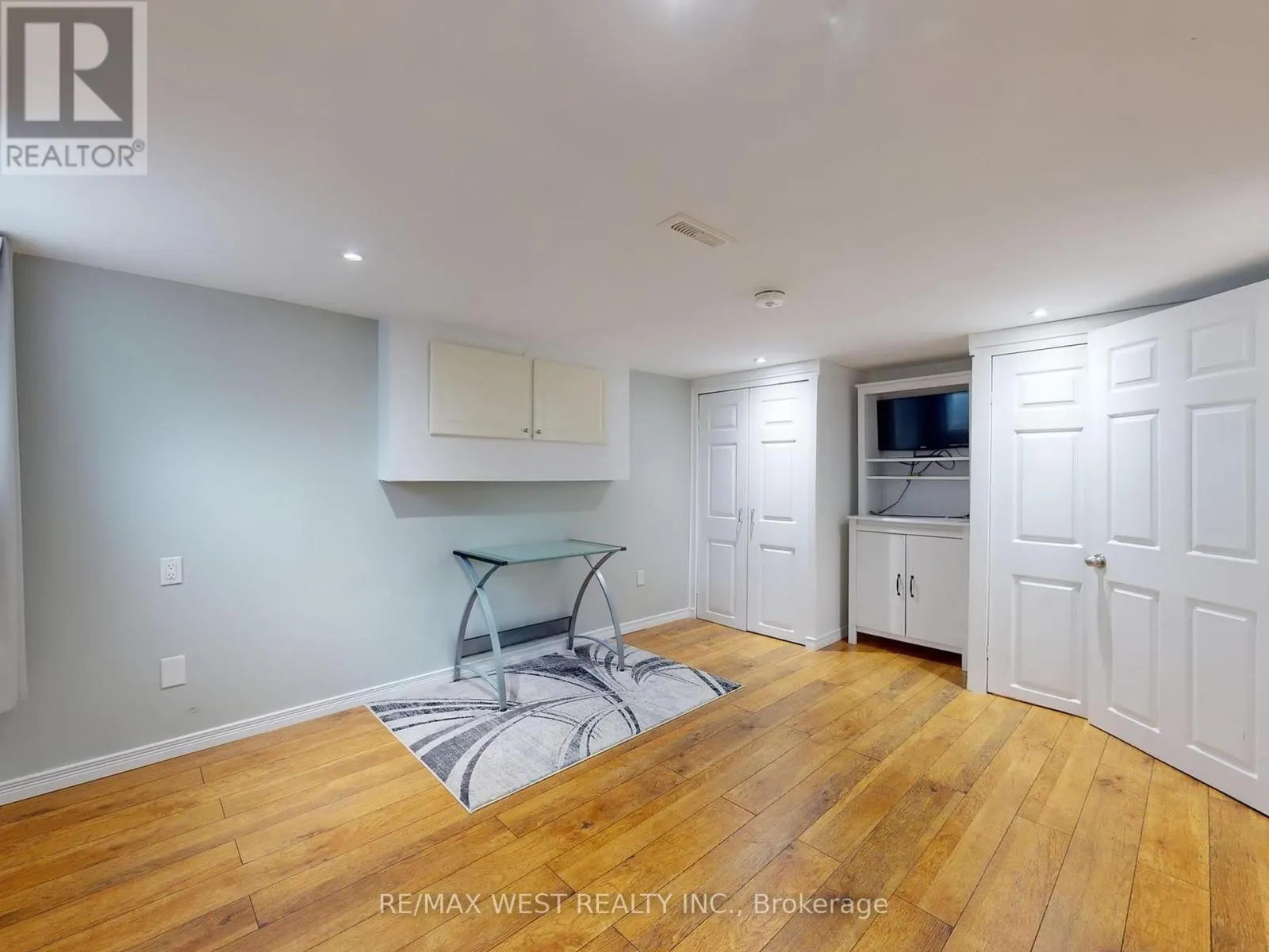 187 BROKEN OAK CRESCENT