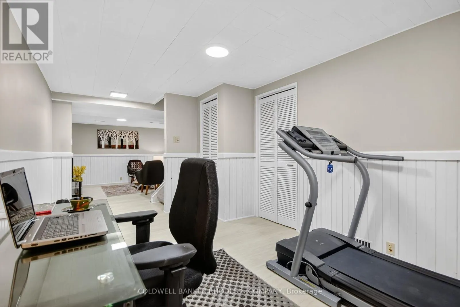 8 CONFEDERATION PRIVATE