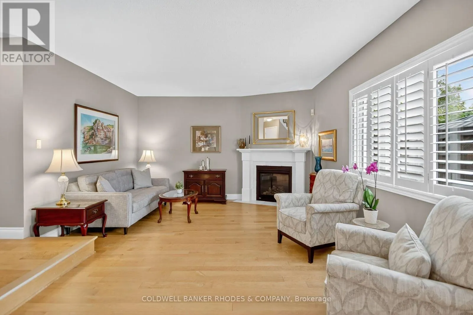 8 CONFEDERATION PRIVATE