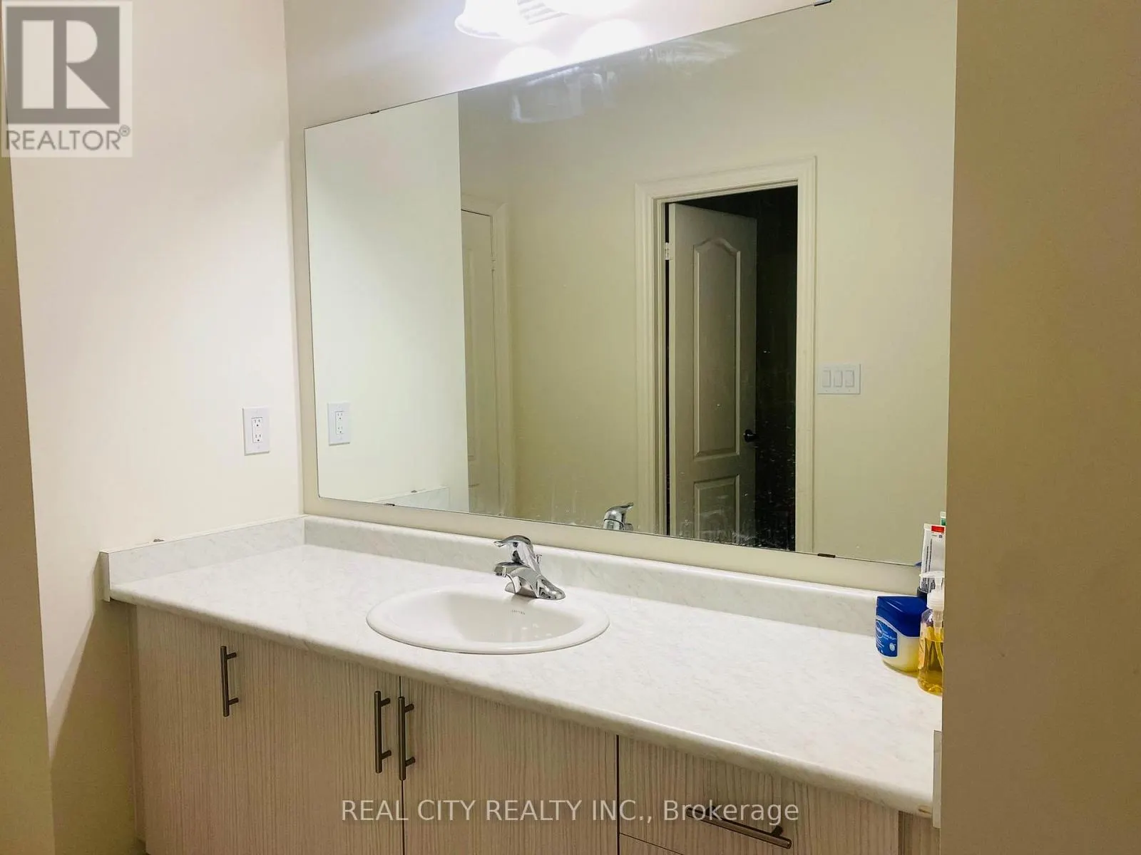 56 BLOOMFIELD CRESCENT