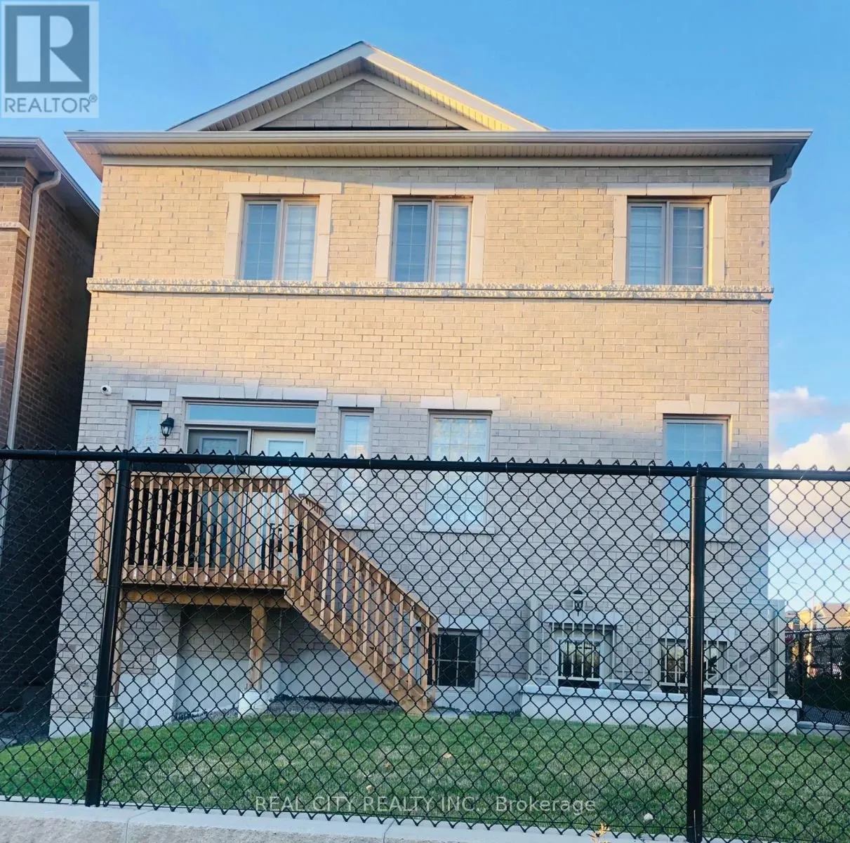 56 BLOOMFIELD CRESCENT