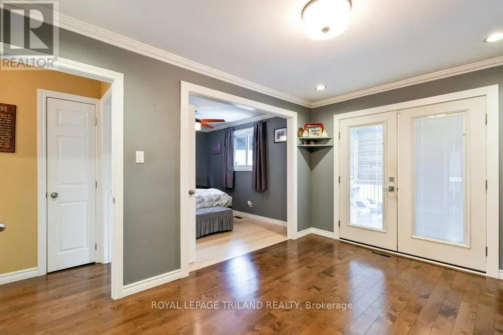 101 CONFEDERATION DRIVE