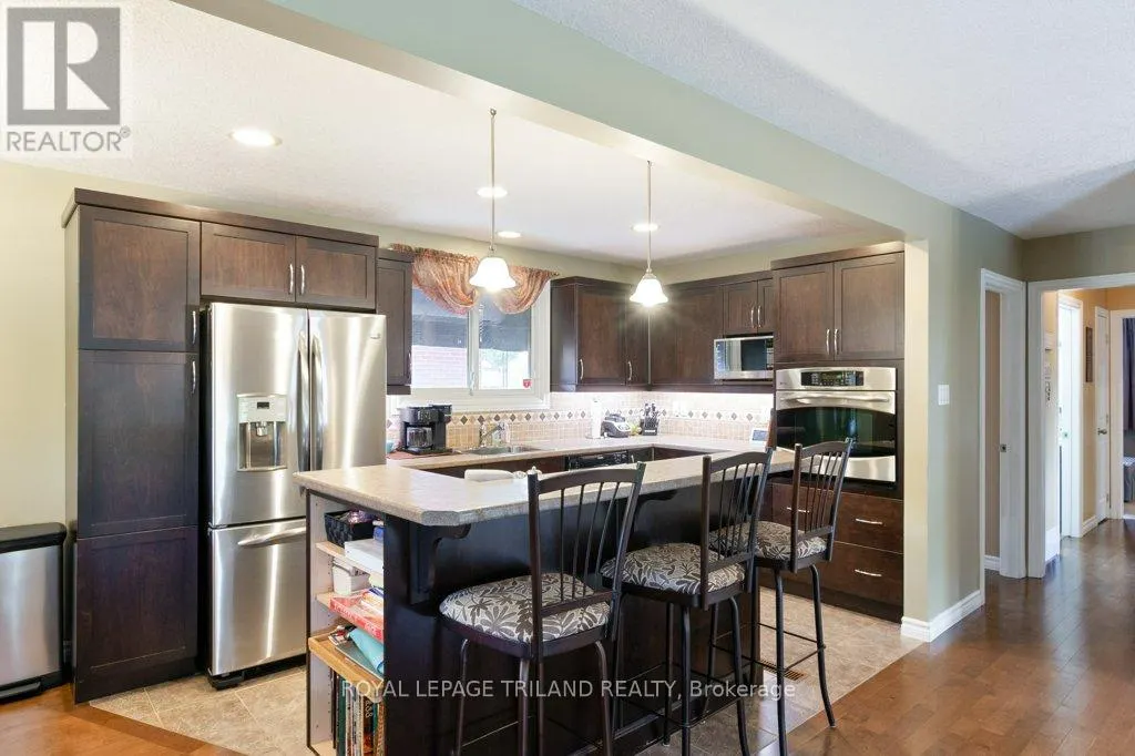 101 CONFEDERATION DRIVE