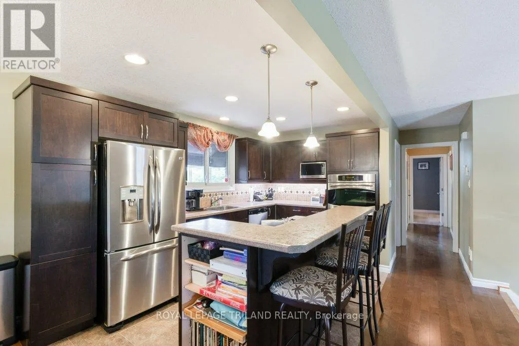 101 CONFEDERATION DRIVE