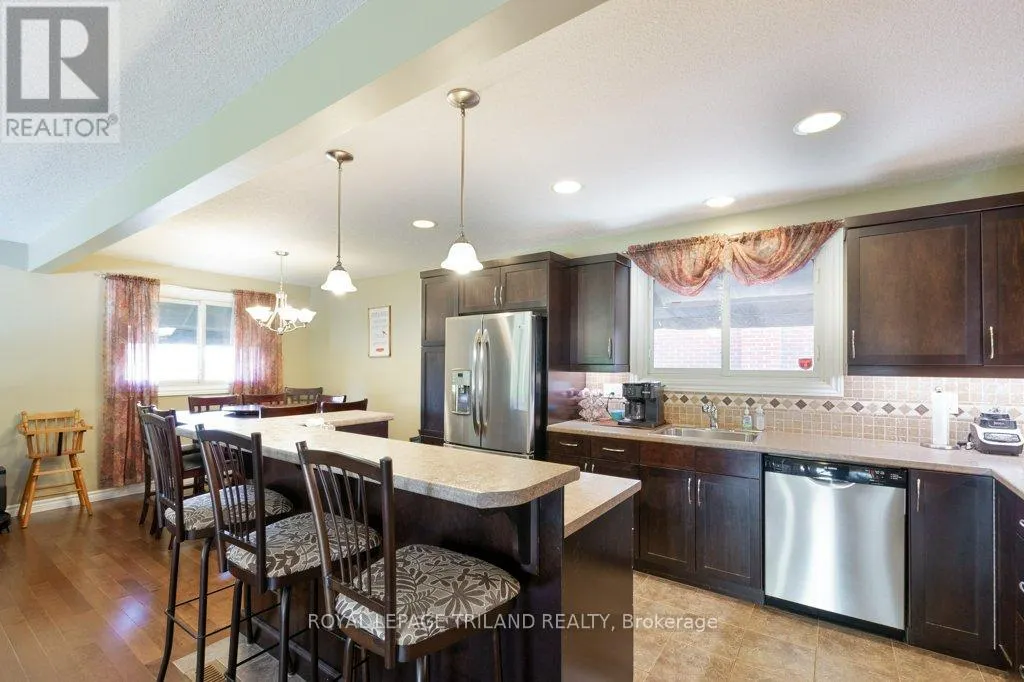 101 CONFEDERATION DRIVE