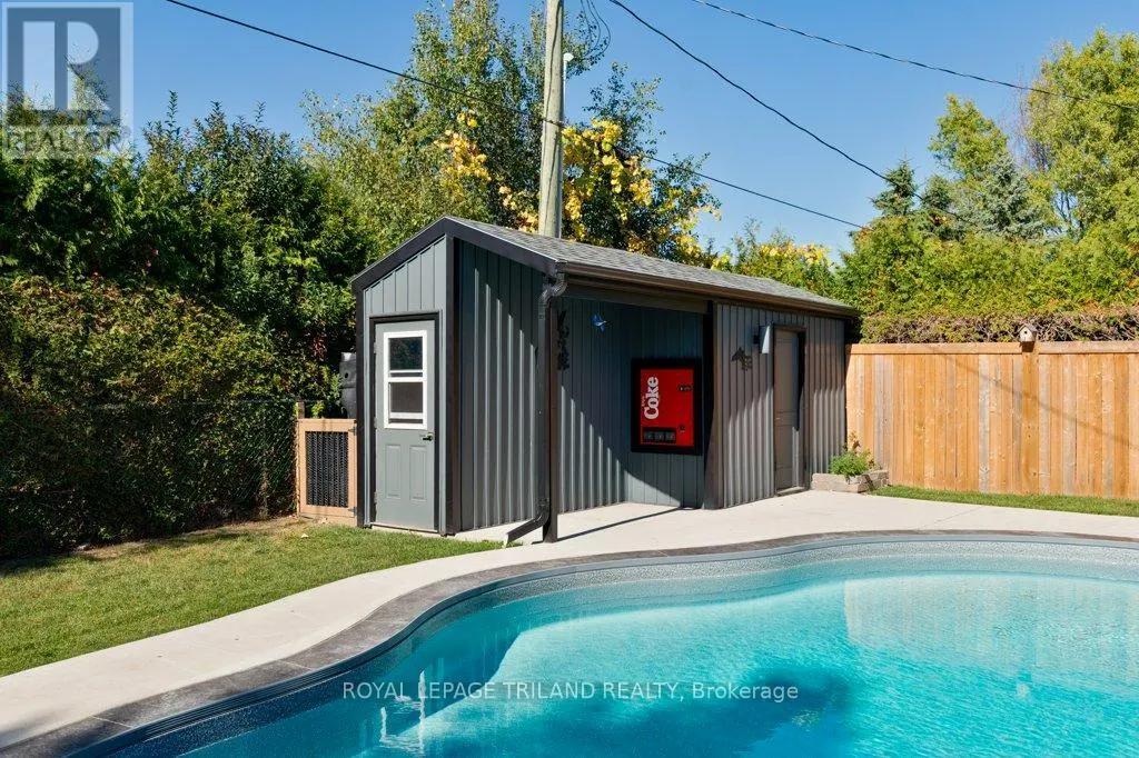 101 CONFEDERATION DRIVE